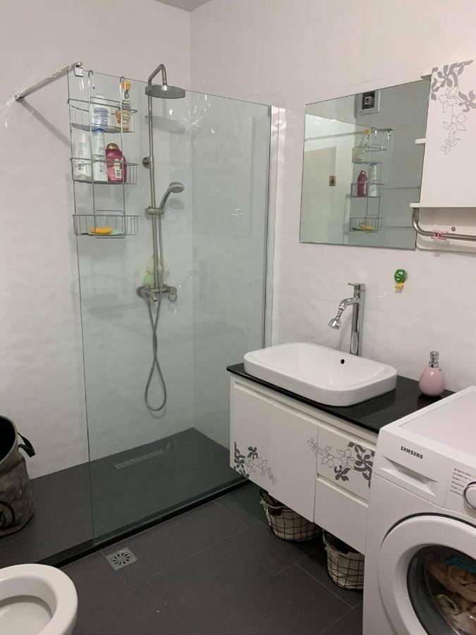 Cozy City Center Apartment プリズレン エクステリア 写真