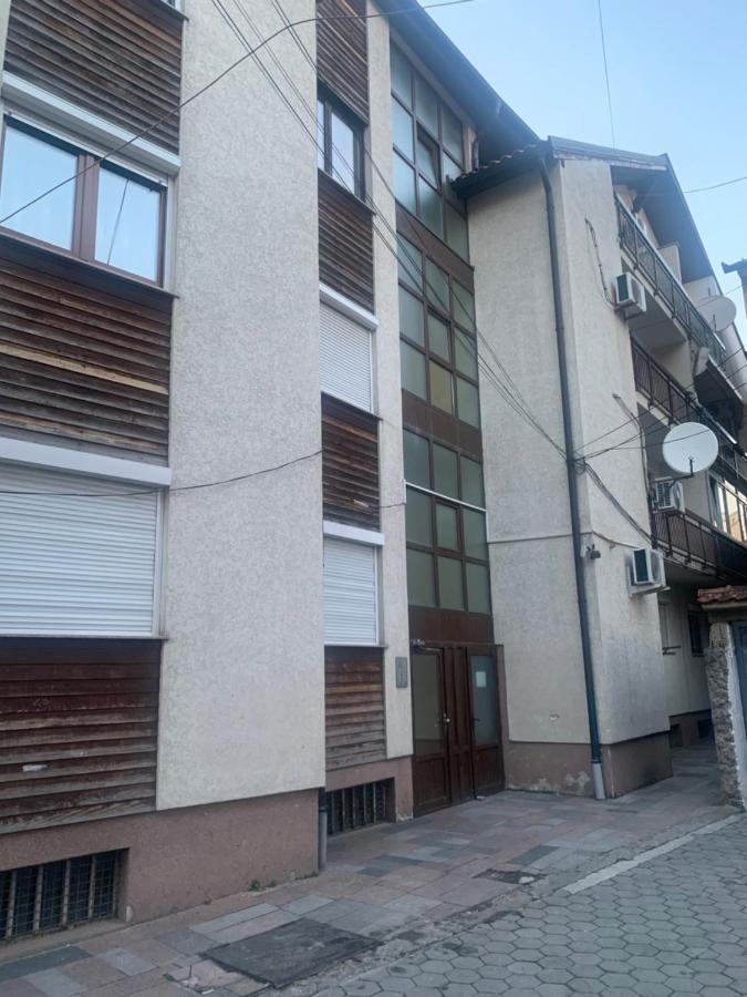 Cozy City Center Apartment プリズレン エクステリア 写真