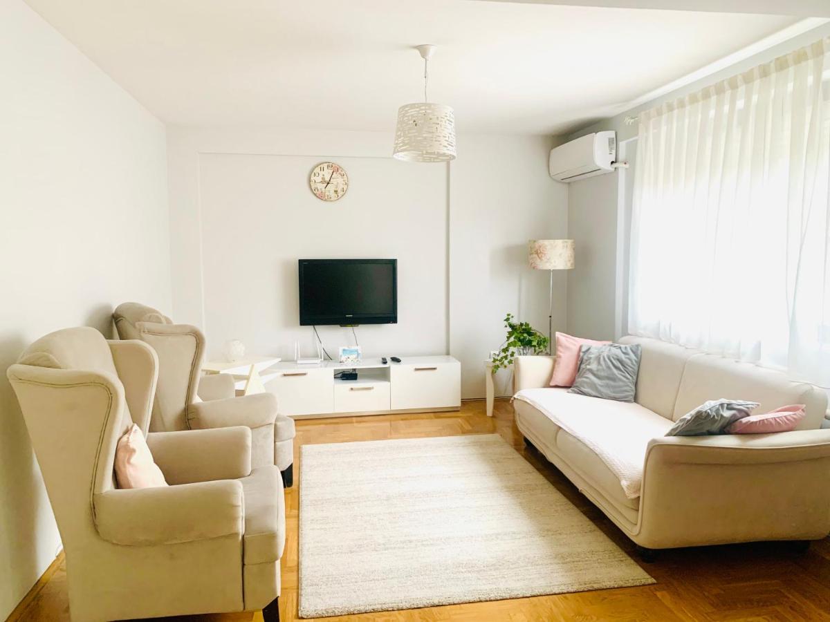 Cozy City Center Apartment プリズレン エクステリア 写真
